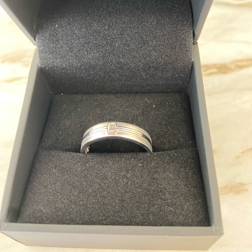 Wedding band 14 karat gold